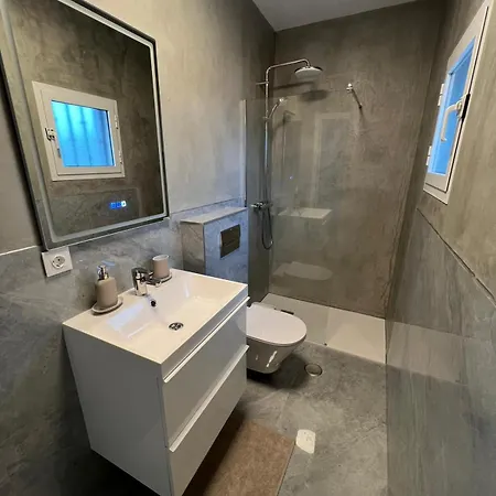 Super Riviera With Sea Views! Apartment