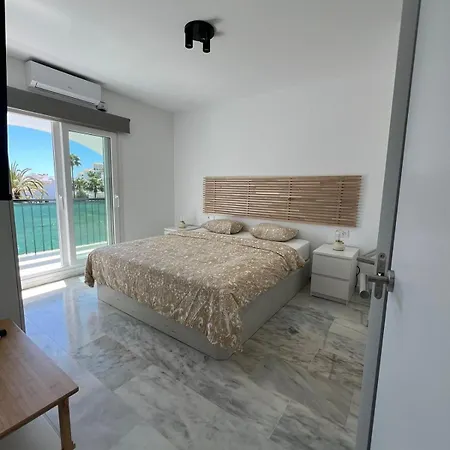Apartment Super Riviera With Sea Views! *