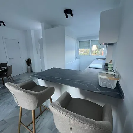 Super Riviera With Sea Views! Apartment